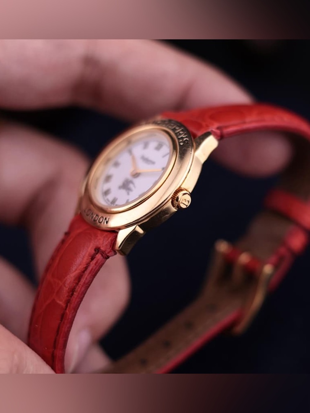 Vintage 1990s Burberrys of London 4200AL Women’s Watch - Picture 3 of 7